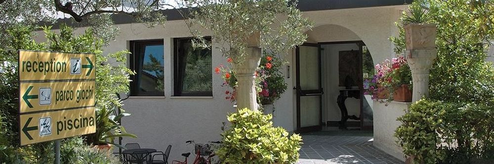 Hotel Le Rocce Magione Exterior foto